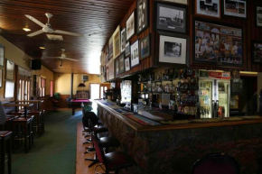 Great Western Motel, Great Western